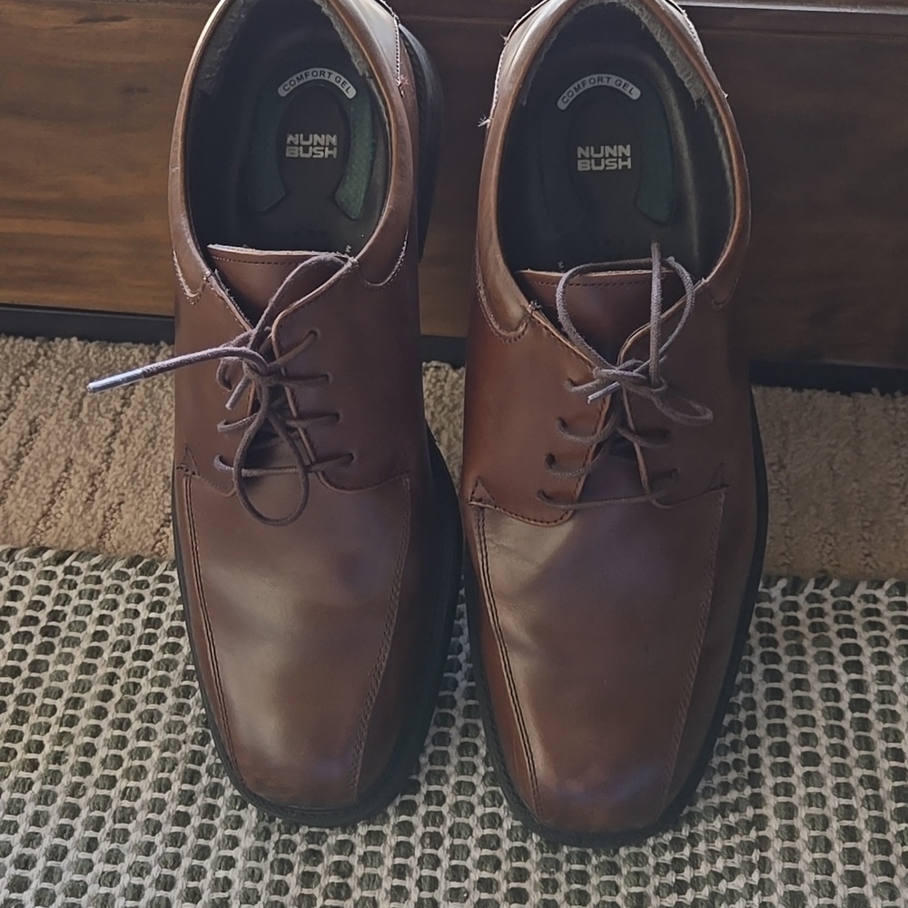 Nunn Bush Leather comfort gel dress shoes 10.5 Brown Dress Business Wedding Date